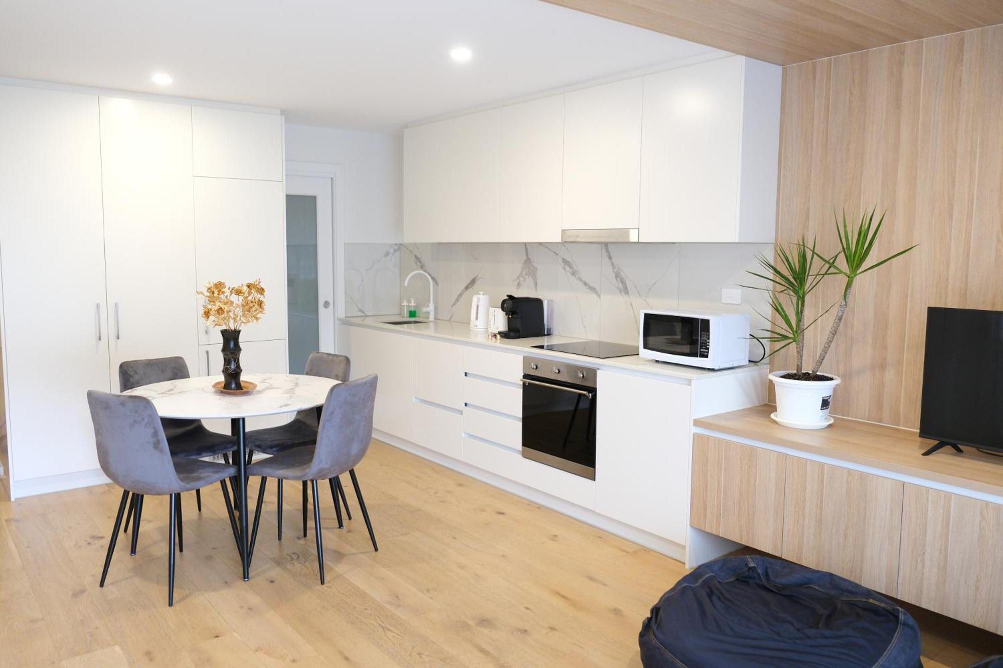 Апартаменты Cbd Japanese Retreat 2Br 1P Brekky Wifi Netflix Канберра Экстерьер фото